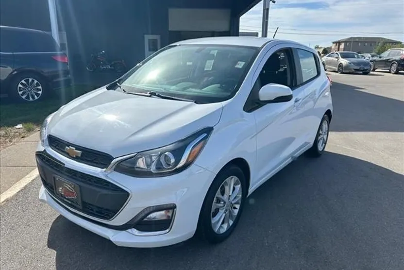 2021 Chevrolet Spark 1LT photo 1