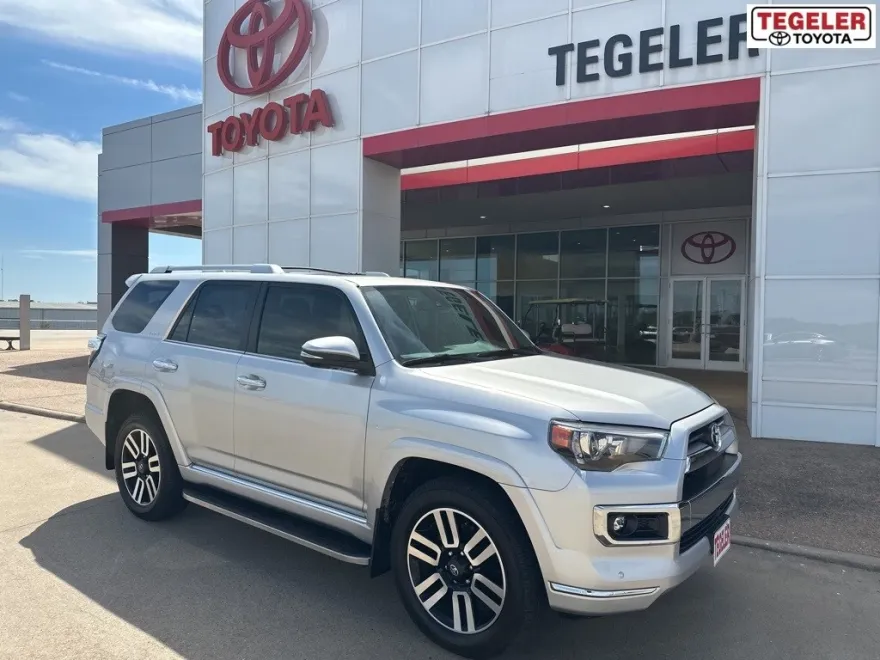 2024 Toyota 4Runner Limited photo 1