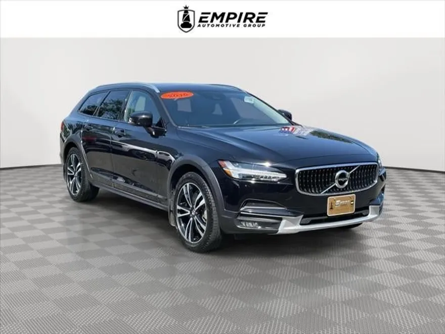 2019 Volvo V90 Cross Country T5 AWD photo 1