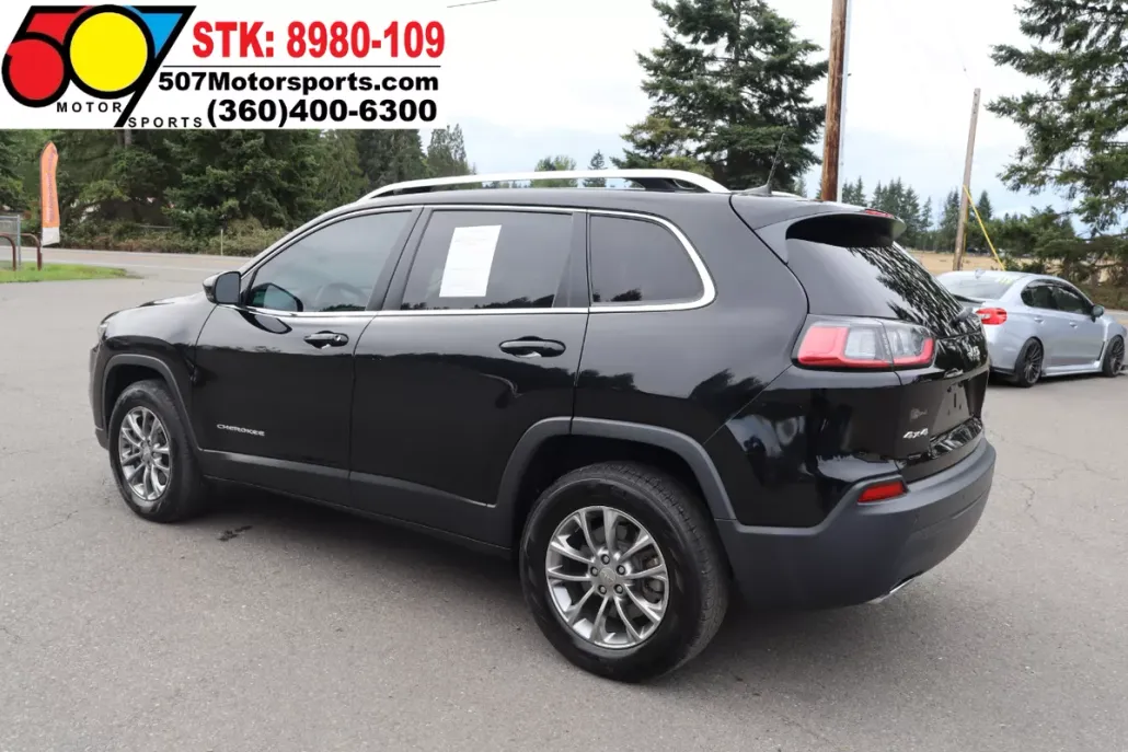 2019 Jeep Cherokee Latitude photo 1