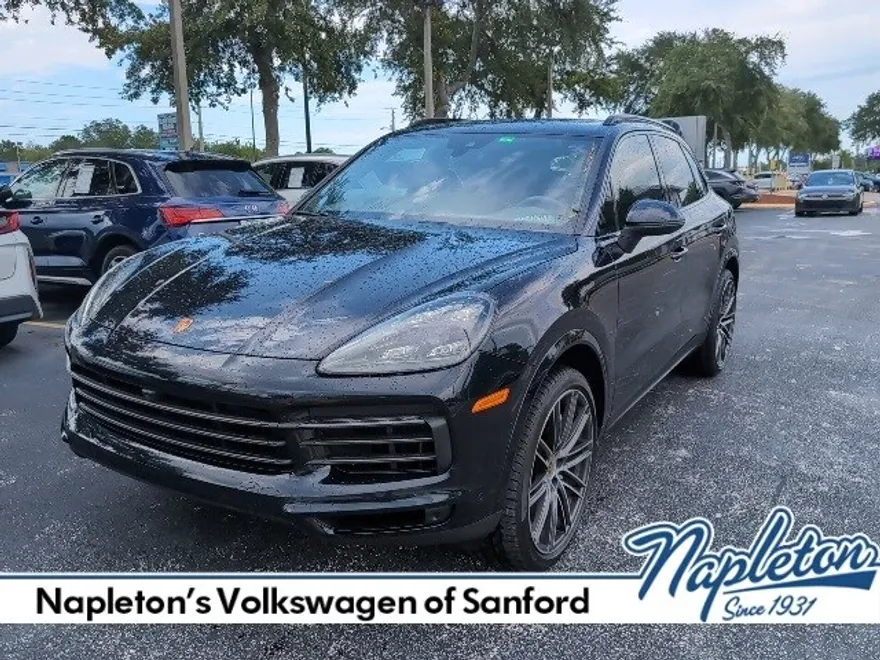 2022 Porsche Cayenne Platinum Edition photo 1