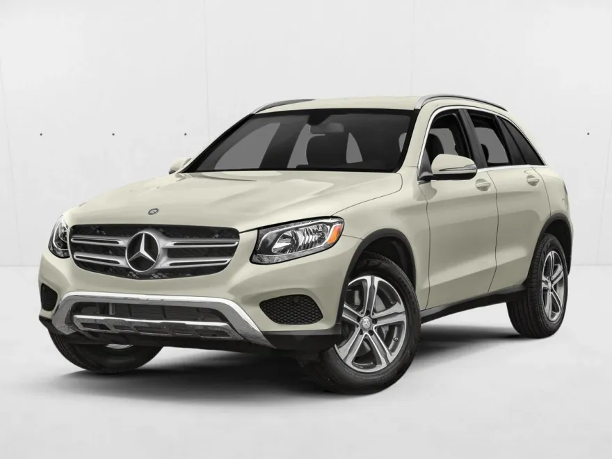 2018 Mercedes Benz GLC 300 4MATIC photo 1