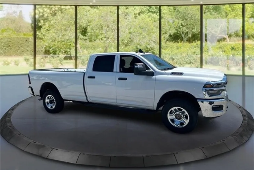 2025 Ram 2500 Tradesman photo 1