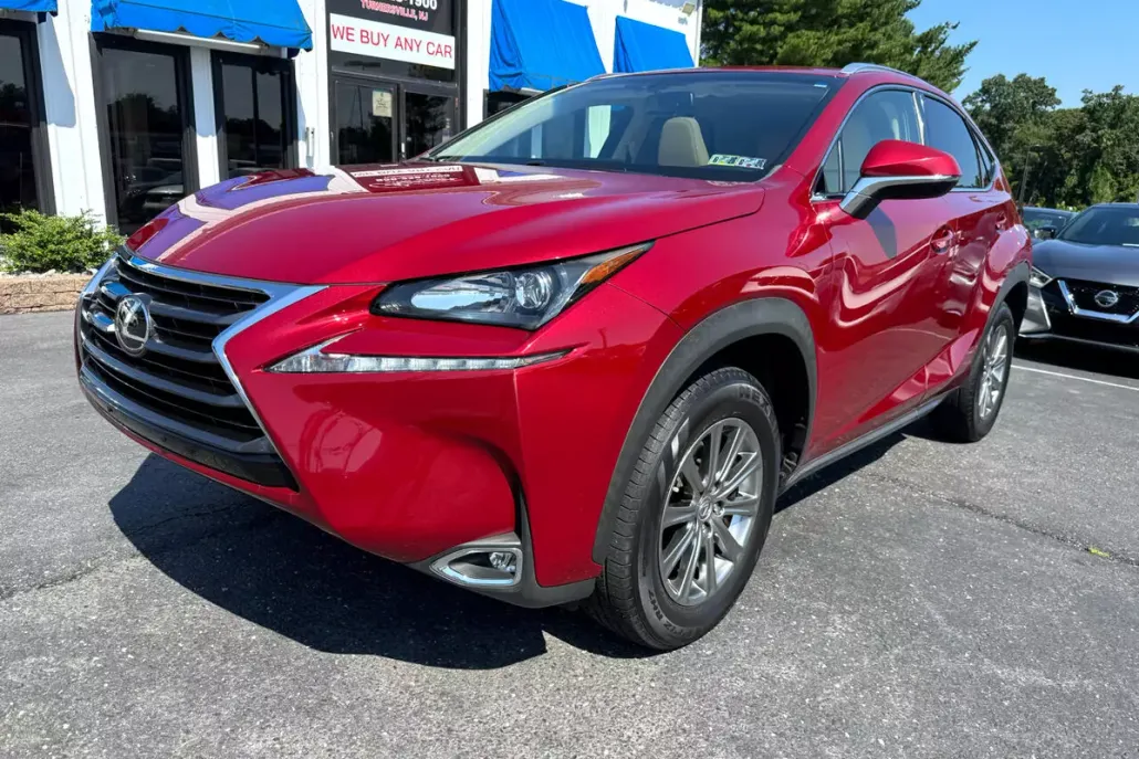 2015 Lexus NX 200t Luxury photo 1