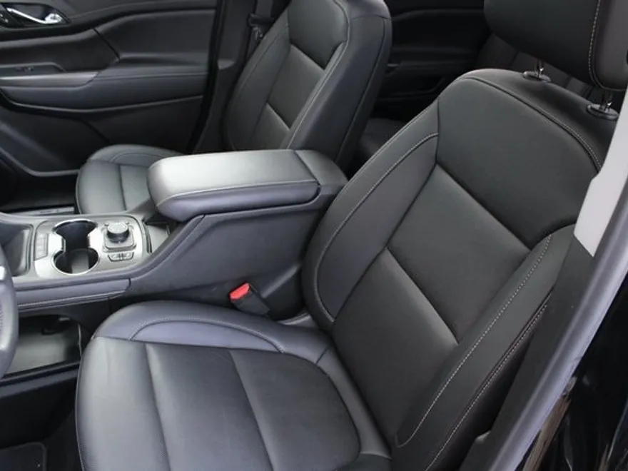 2021 Gmc Acadia SLT photo 1
