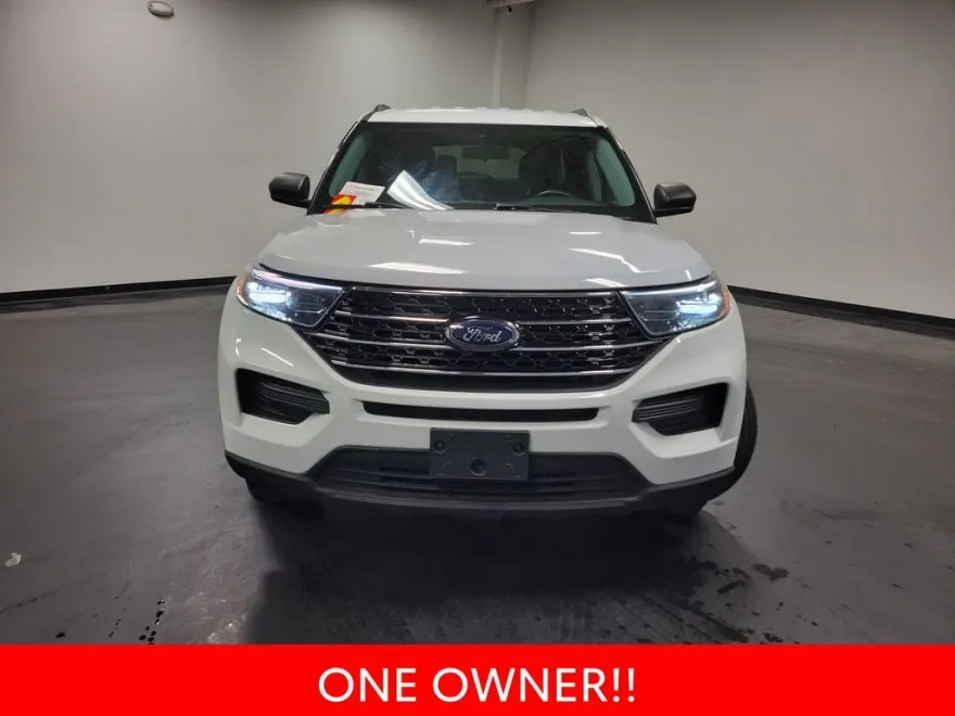 2021 Ford Explorer XLT photo 1