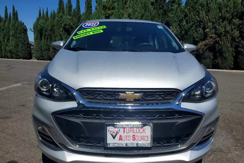 2021 Chevrolet Spark 1LT photo 1