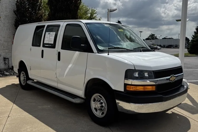 2023 Chevrolet Express 2500 Work Van photo 1
