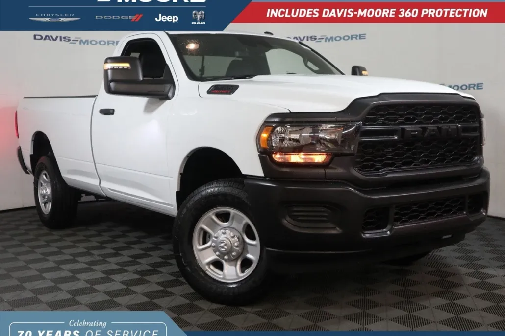 2024 Ram 2500 Tradesman photo 1
