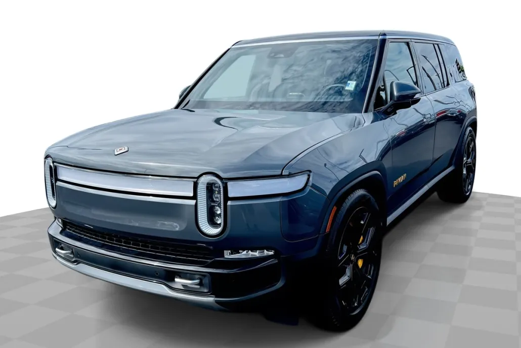 2023 Rivian R1S Adventure photo 1