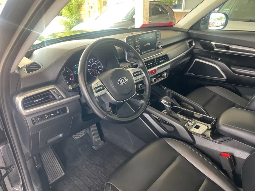 2021 Kia Telluride S photo 1