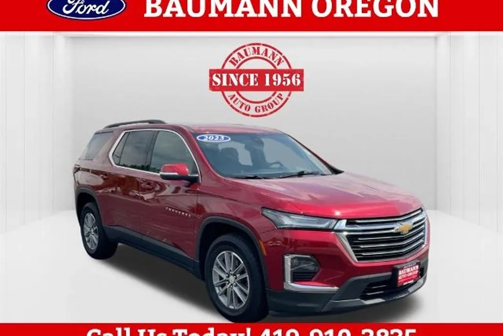 2023 Chevrolet Traverse Cloth 1LT photo 1
