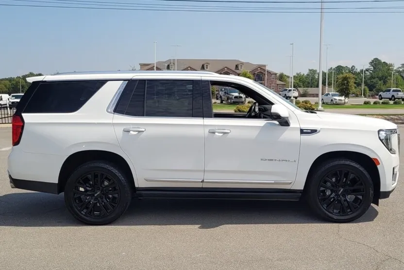 2021 Gmc Yukon Denali photo 1