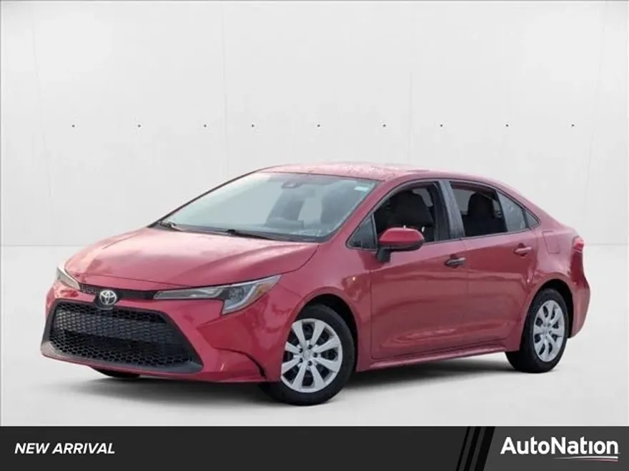 2020 Toyota Corolla LE photo 1