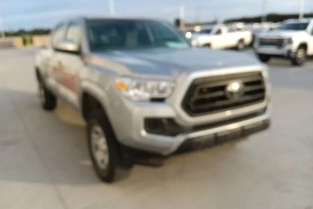 2023 Toyota Tacoma SR V6 photo 1