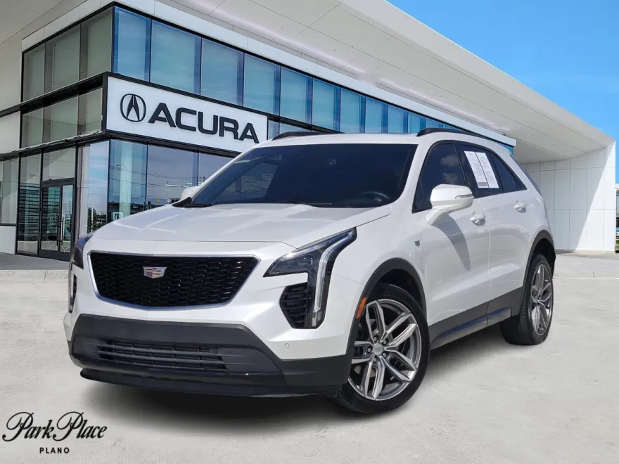 2023 Cadillac XT4 Sport photo 1