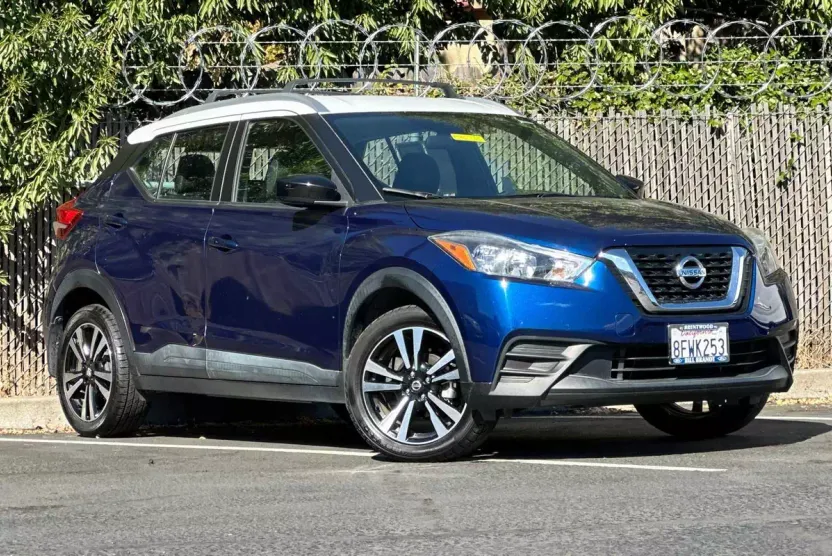 2018 Nissan Kicks SV photo 1
