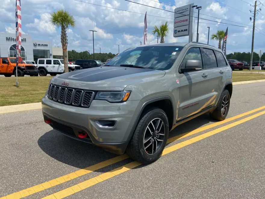 2021 Jeep Grand Cherokee Trailhawk photo 1