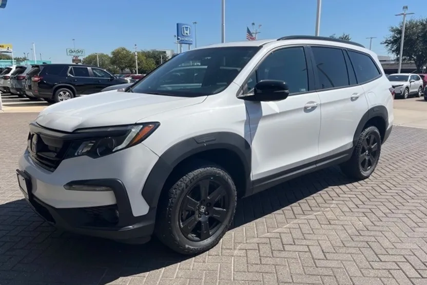2022 Honda Pilot TrailSport photo 1