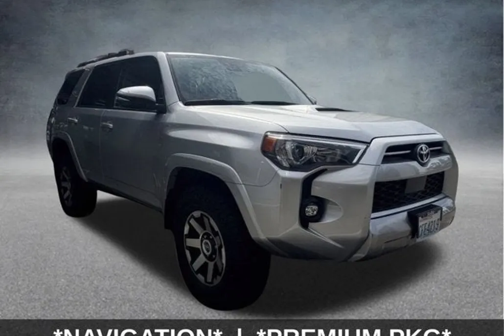 2023 Toyota 4Runner TRD Off-Road Premium photo 1