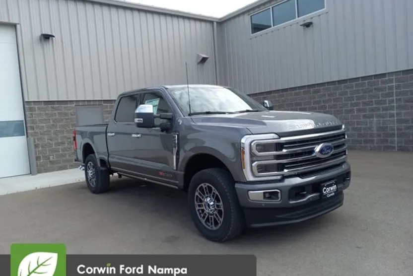 2025 Ford F-250 Platinum photo 1