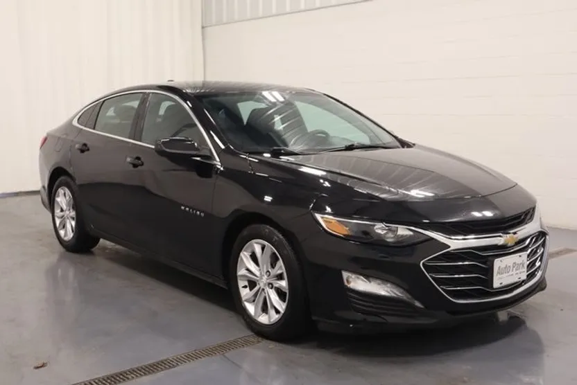 2023 Chevrolet Malibu 1LT photo 1