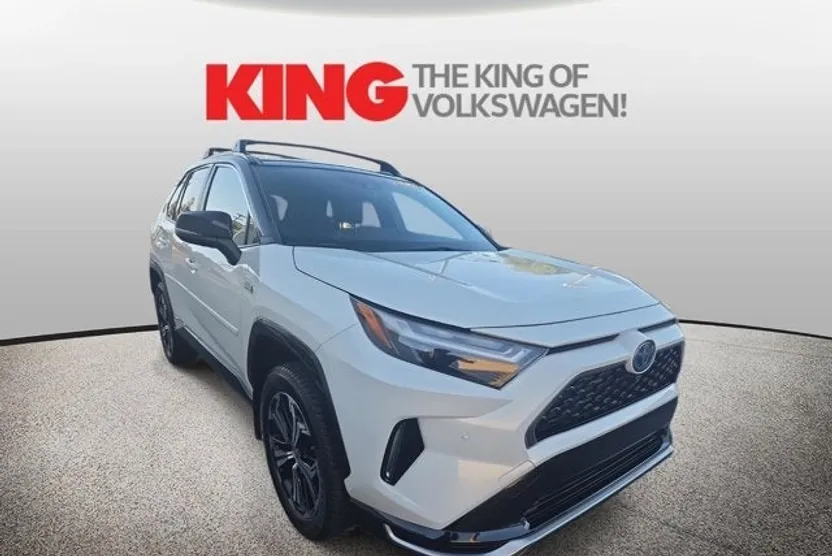 2022 Toyota RAV4 Prime XSE Premium photo 1