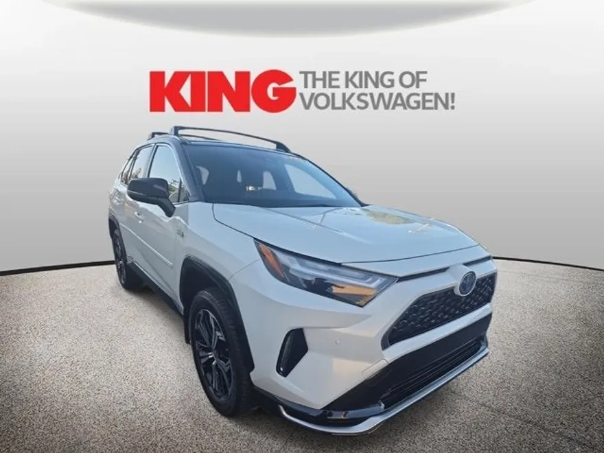 2022 Toyota RAV4 Prime XSE Premium photo 1