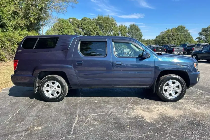 2010 Honda Ridgeline RTS photo 1