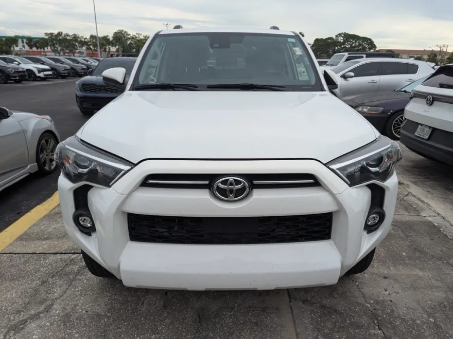 2024 Toyota 4Runner SR5 photo 1