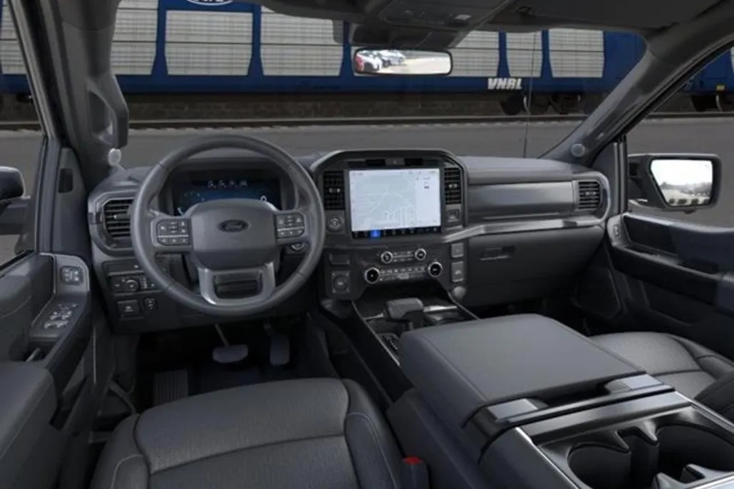2025 Ford F-150 Lariat photo 1