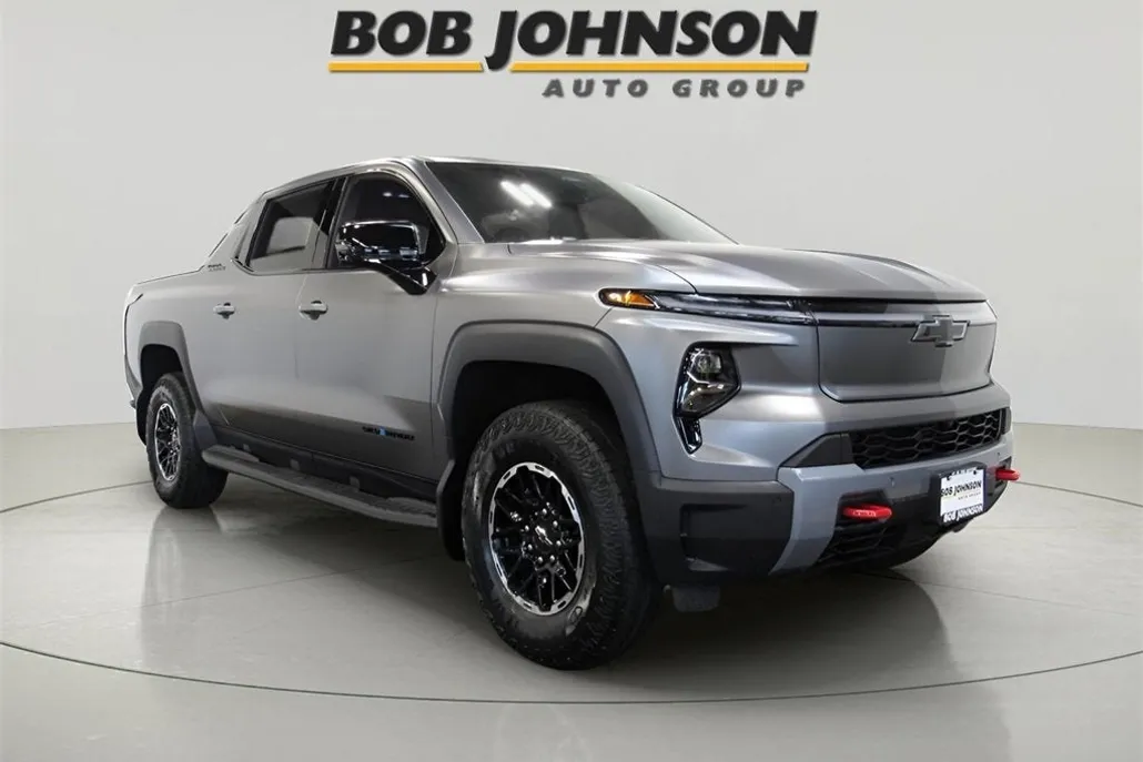 2026 Chevrolet Silverado EV Trail Boss photo 1