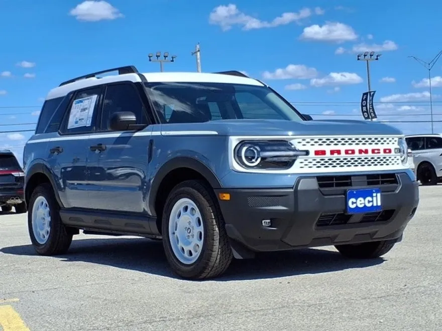 2025 Ford Bronco Sport Heritage photo 1