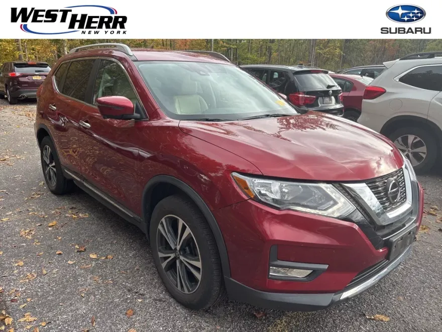 2018 Nissan Rogue SL photo 1
