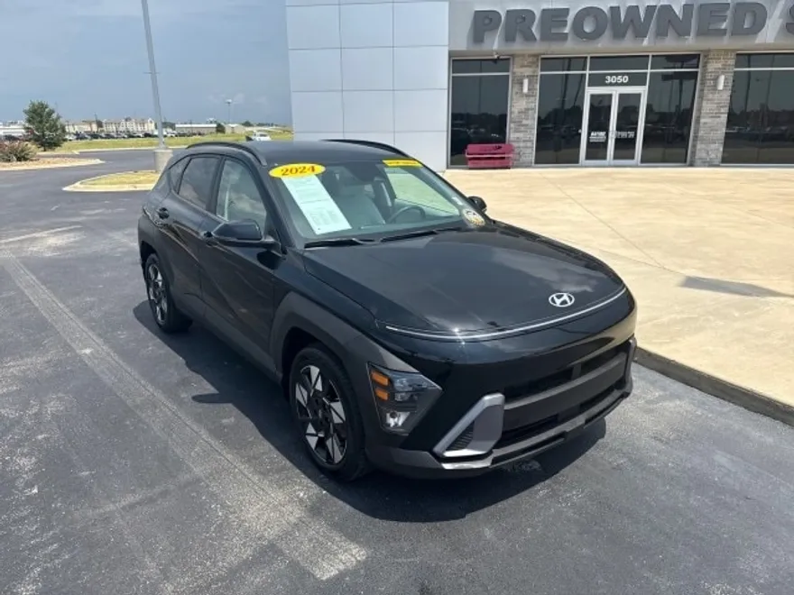 2024 Hyundai Kona SEL photo 1