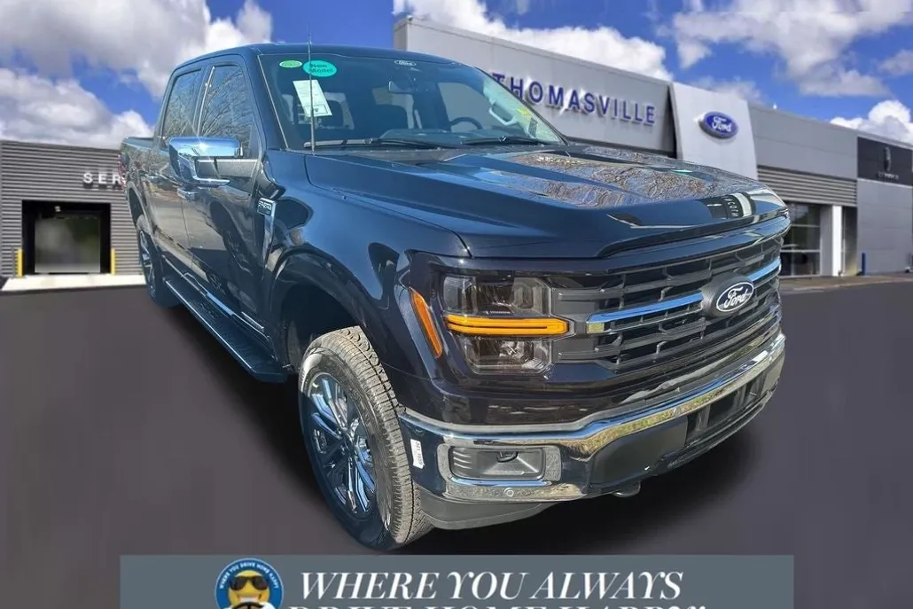 2025 Ford F-150 XLT photo 1