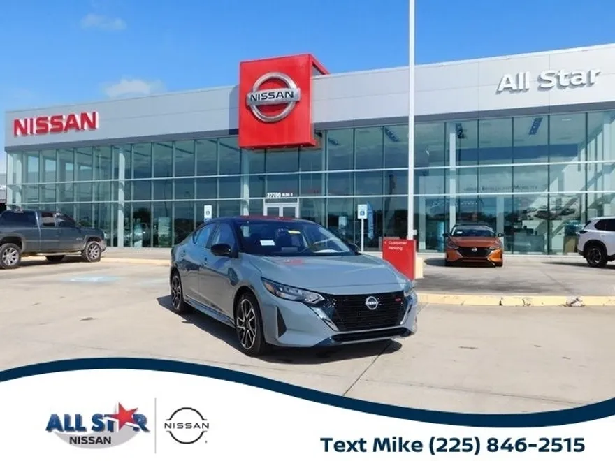 2025 Nissan Sentra SR photo 1