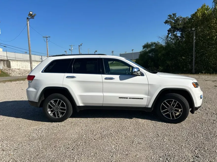2019 Jeep Grand Cherokee Limited photo 1