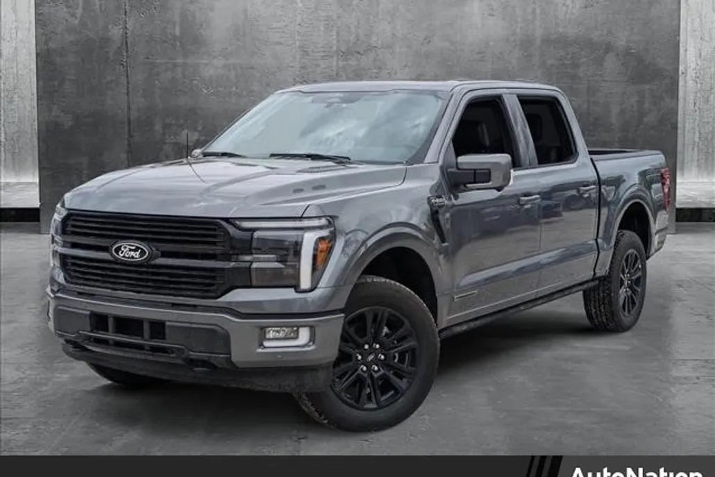 2025 Ford F-150 Platinum photo 1