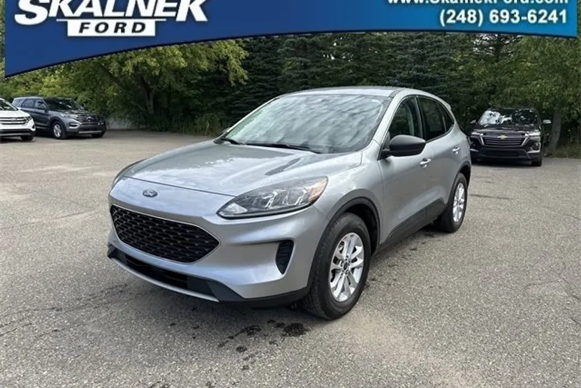 2022 Ford Escape SE photo 1