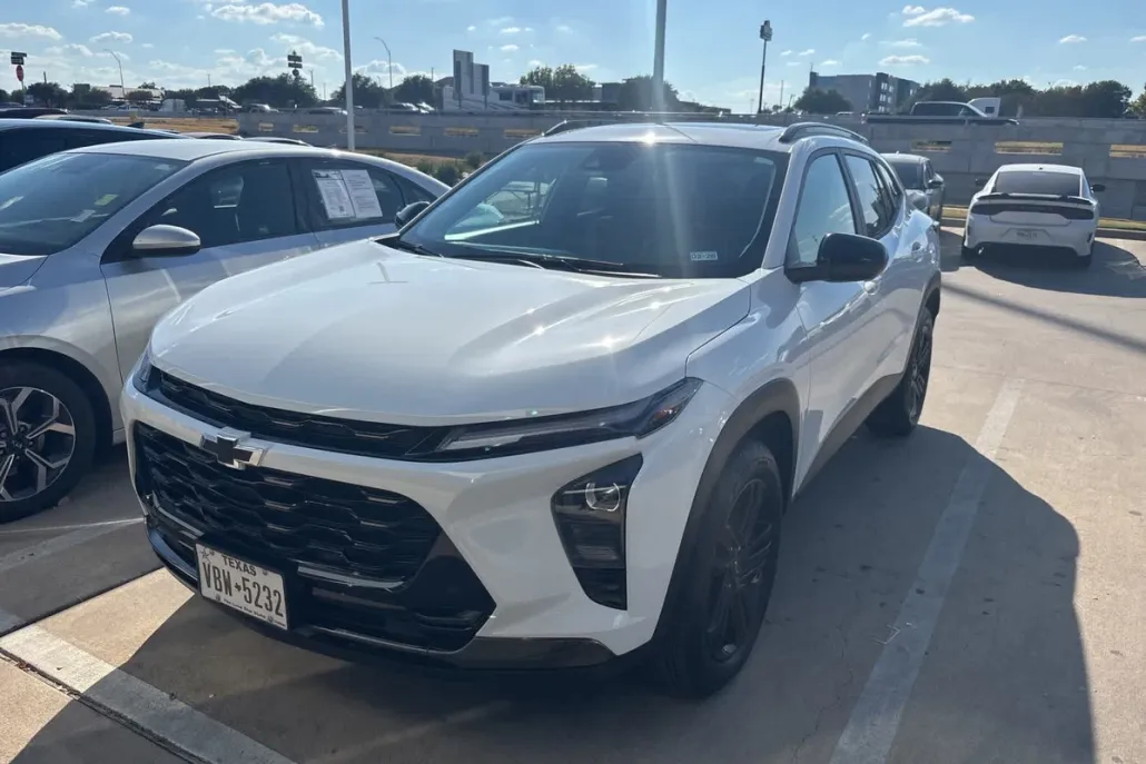2024 Chevrolet Trax ACTIV photo 1