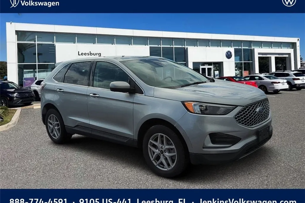 2024 Ford Edge SEL photo 1
