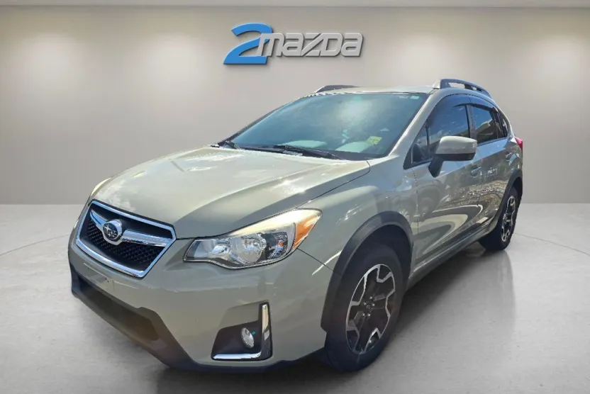 2017 Subaru Crosstrek Premium photo 1