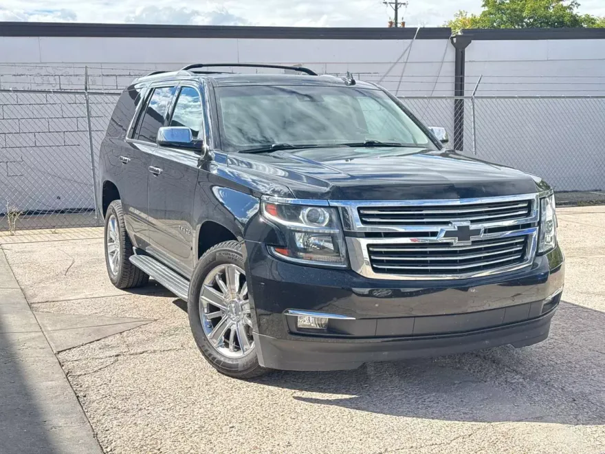 2015 Chevrolet Tahoe LTZ photo 1