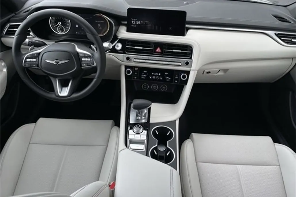 2025 Genesis G70 2.5T photo 1