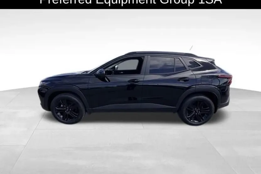 2025 Chevrolet Trax ACTIV photo 1
