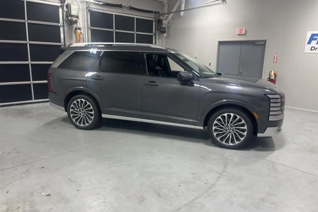 2026 Hyundai Palisade Calligraphy photo 1