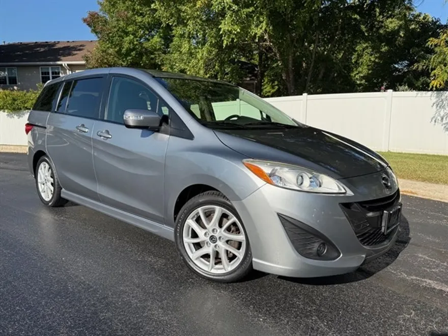 2014 Mazda Mazda5 Grand Touring photo 1