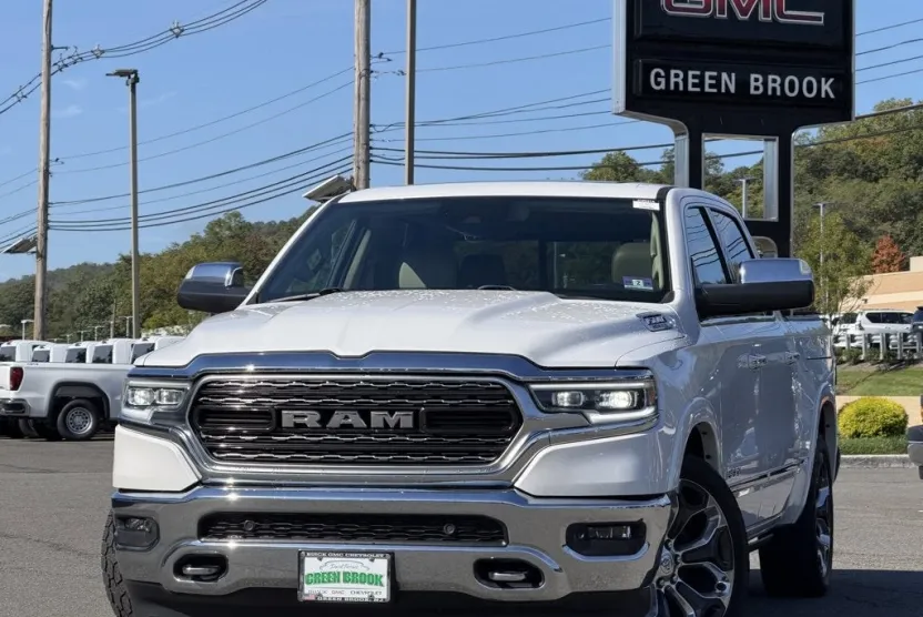 2019 Ram 1500 Limited photo 1