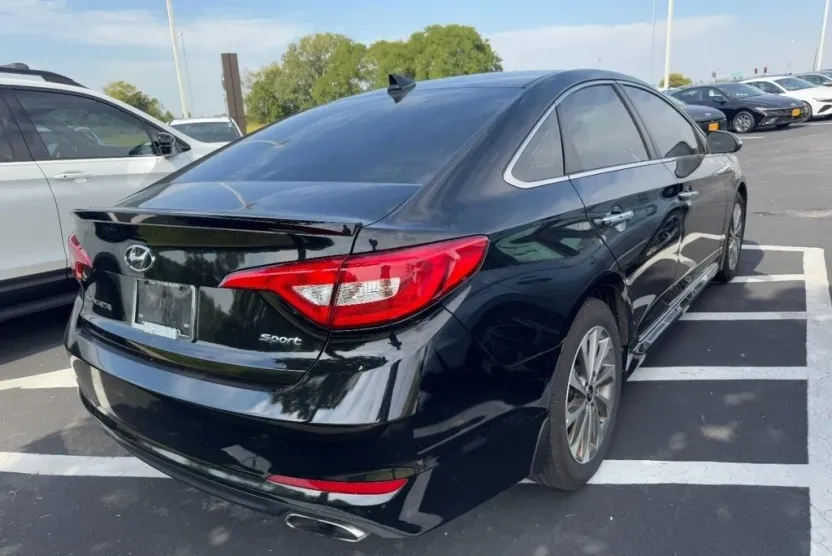 2017 Hyundai Sonata Sport Limited 2.0T photo 1
